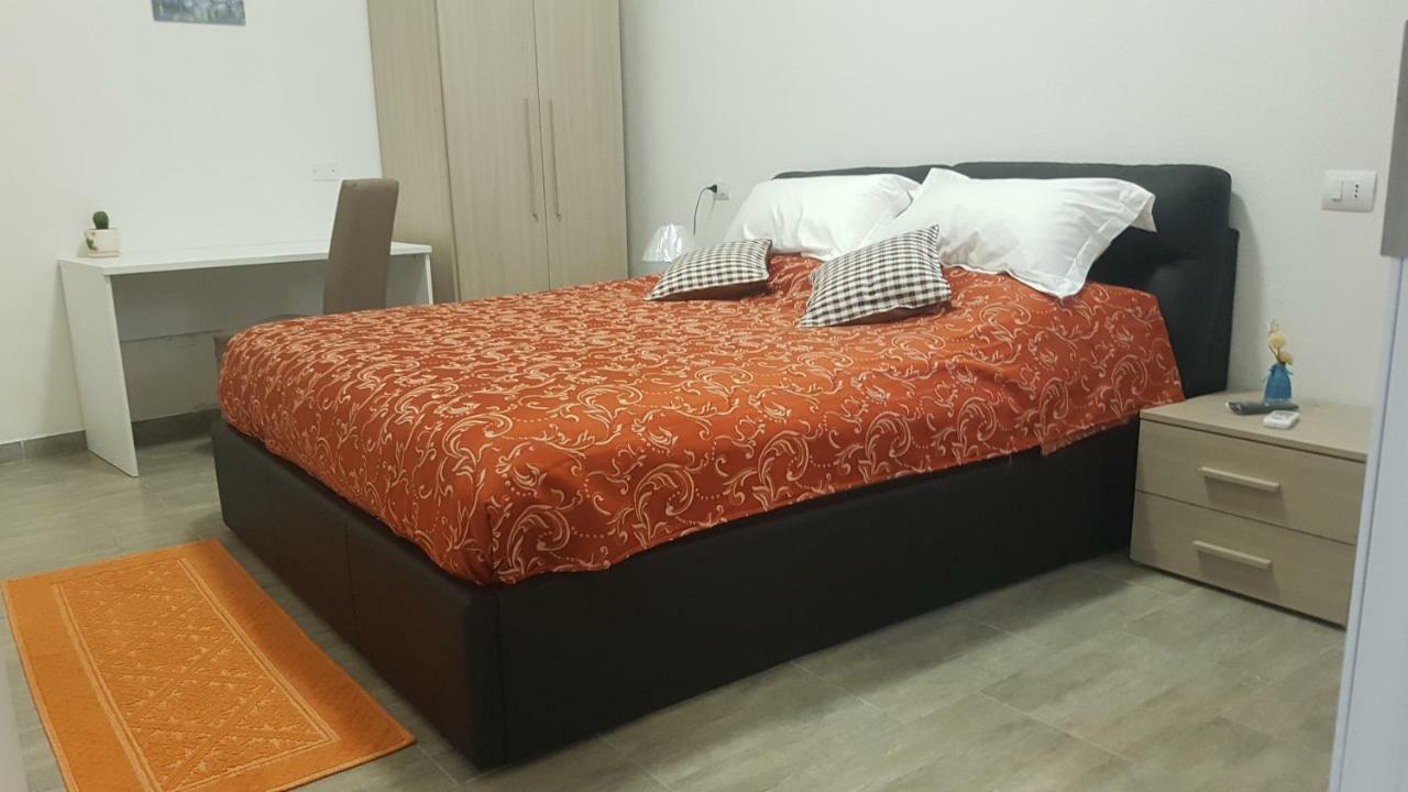Boutique Oriente Express Ξενοδοχείο Κάλιαρι Εξωτερικό φωτογραφία